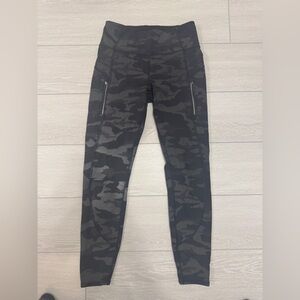 Athleta Rainier Camo Black Reflective Tights Size S